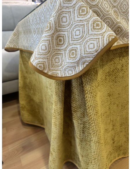 Ropa de Mesa Camilla Tejido Rústico Terciopelo Elegante Extragrueso color Mostaza (incluye tapete)