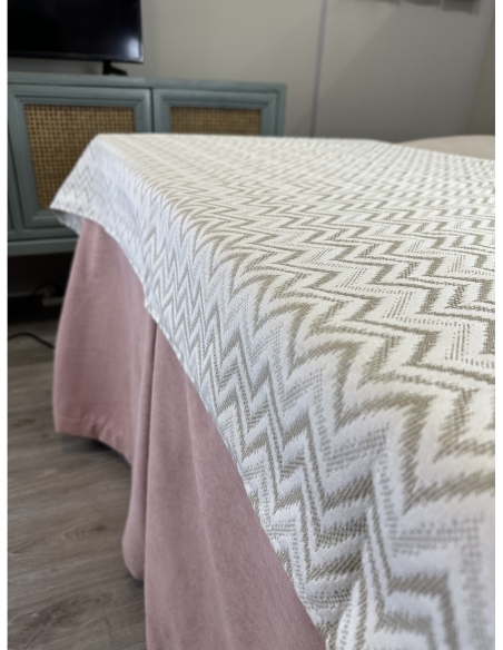 Ropa de Mesa de Camilla Antimanchas Aterciopelada Triple Grueso Nature Rosa con Tapete Deluxe Torino Beige