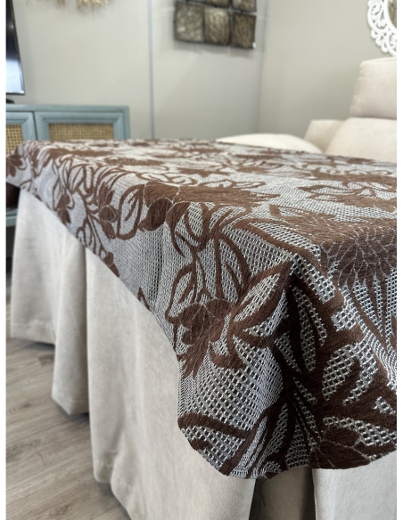 Ropa de Mesa de Camilla Antimanchas Aterciopelada Triple Grueso Nature Beige con Tapete Deluxe Flores Marrón