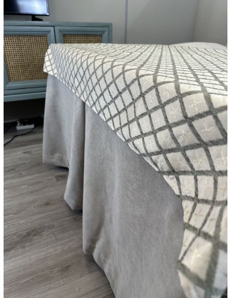 Ropa de Mesa de Camilla Antimanchas Aterciopelada Triple Grueso Gris Perla con Tapete Deluxe Miranda