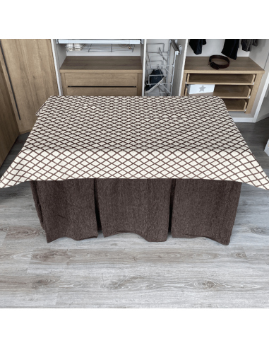 Ropa mesa camilla chenilla 8  Pliegues chocolate Costura Reforzada con Tapete Libano Choco Multimedida