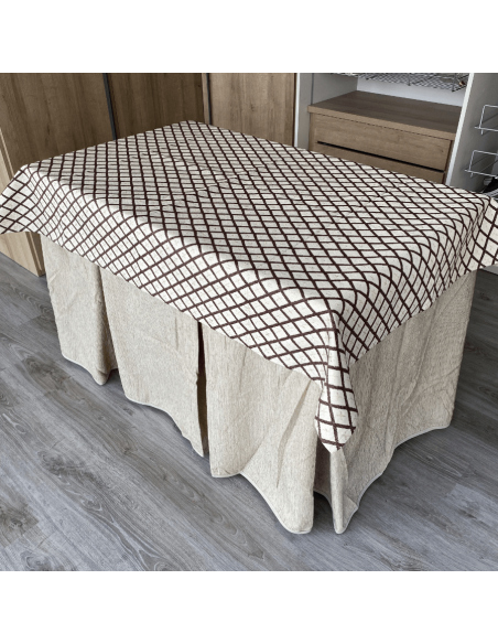 Ropa Elegante 10 Pliegues Reforzada color Beige con Tapete Libano