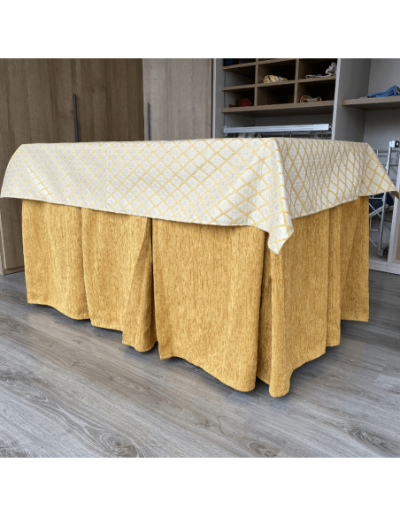 Ropa Elegante 10 Pliegues Reforzada color Mostaza con Tapete Libano