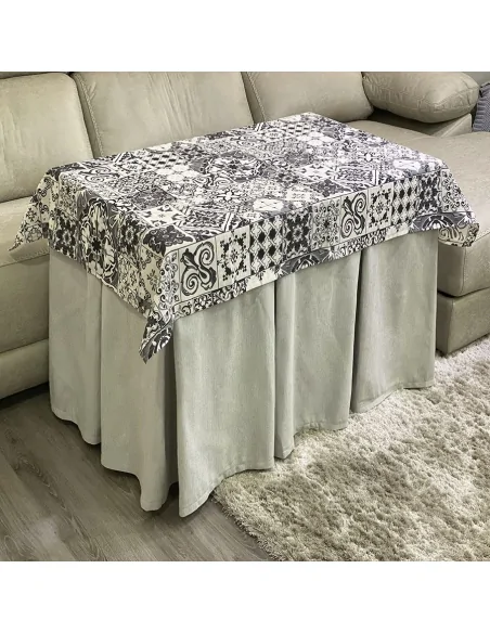 Conjunto Ropa Elegante 10 Pliegues Gris Claro con Tapete