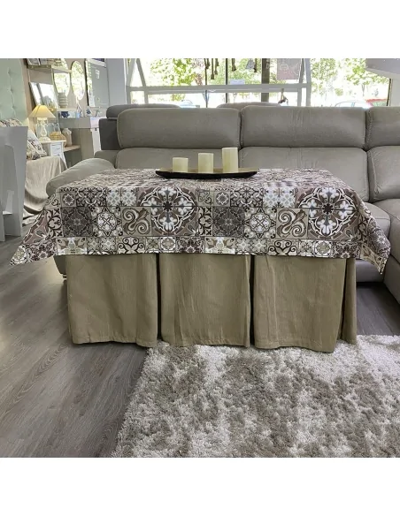 Conjunto Ropa Elegante 10 Pliegues Beige Oscuro con Tapete Azulejo