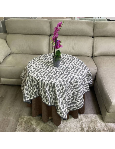 Ropa Mesa Redonda Chenilla Costura Reforzada color Chocolate con Tapete Picasso