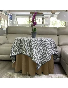 Ropa Mesa Redonda Chenilla Costura Reforzada color Beige con Tapete Picasso 2