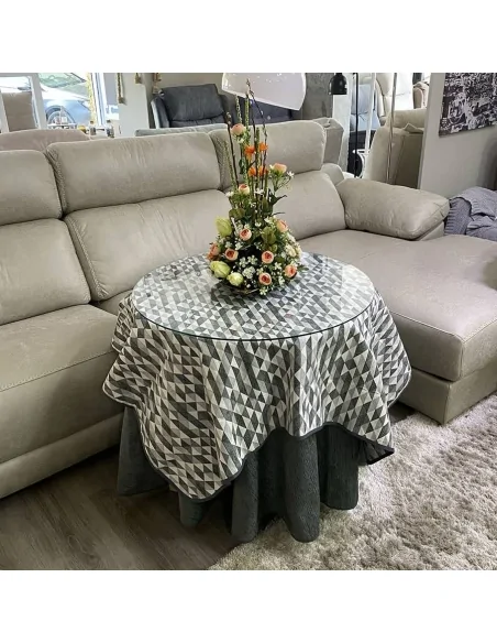 Conjunto Mesa Redonda + Ropa Chenilla Costura Reforzada color Gris Multimedida con Tapete Picasso
