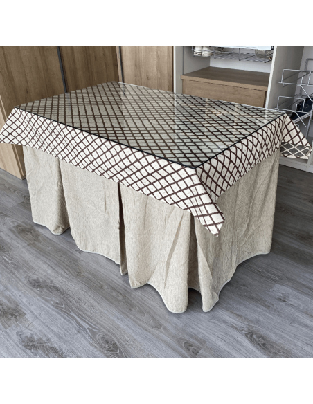 Conjunto elegante 10 pliegues Beige con tapete Líbano Choco