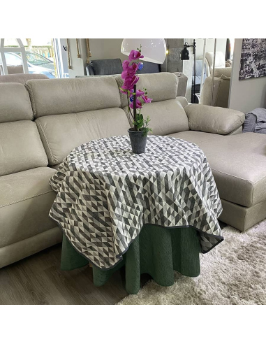 Ropa Mesa Redonda Chenilla Costura Reforzada color Verde con Tapete Picasso