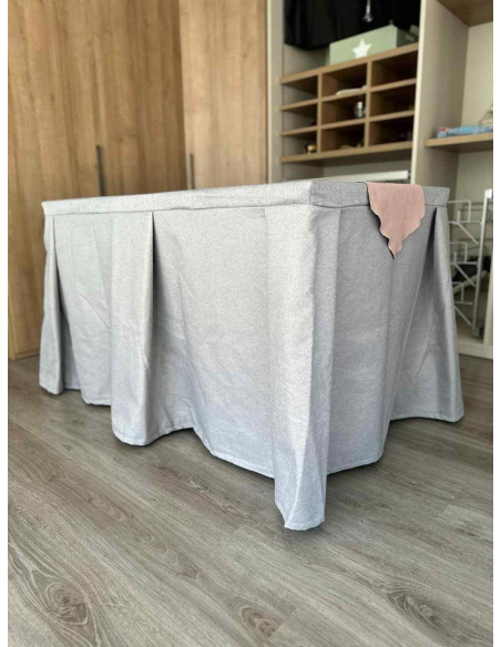 Pack Mesa + Ropa de Mesa Camilla Moderna Antimanchas color Gris Plata con Camino Rosa