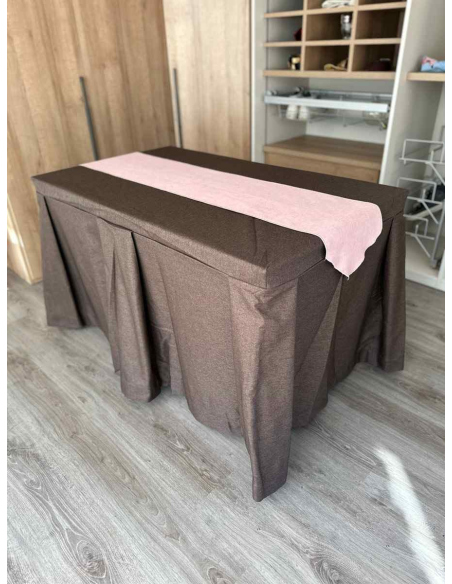Pack Mesa + Ropa de Mesa Camilla Moderna Antimanchas color Chocolate con Camino Rosa