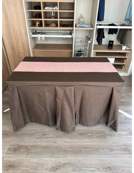 Pack Mesa + Ropa de Mesa Camilla Moderna Antimanchas color Chocolate con Camino Rosa