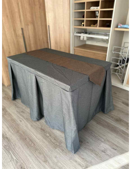 Pack Mesa + Ropa de Mesa Camilla Moderna Antimanchas color Marengo con Camino Chocolate