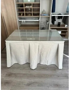 Ropa de Mesa Camilla Moderna Antimanchas color Beige con Camino Gris Perla 2