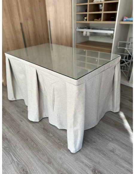 Ropa de Mesa Camilla Moderna Antimanchas color Beige