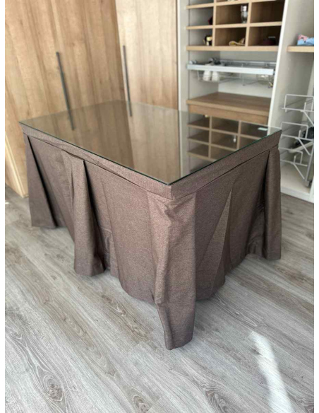 Ropa de Mesa Camilla Moderna Antimanchas color Chocolate