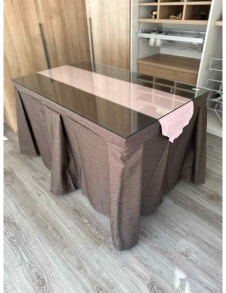 Ropa de Mesa Camilla Moderna Antimanchas color Chocolate con Camino Rosa