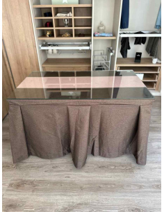 Ropa de Mesa Camilla Moderna Antimanchas color Chocolate con Camino Rosa 2