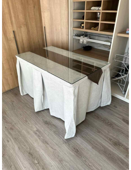 Ropa de Mesa Camilla Moderna Antimanchas color Gris Perla con Camino Chocolate