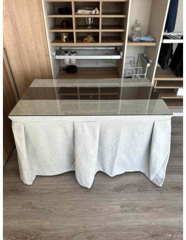 Ropa de Mesa Camilla Moderna Antimanchas color Gris Perla con Camino Chocolate