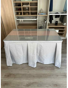 Ropa de Mesa Camilla Moderna Antimanchas color Gris Plata con Camino Rosa 2