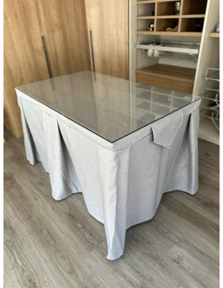 Ropa de Mesa Camilla Moderna Antimanchas color Gris Plata con Camino Gris Plata