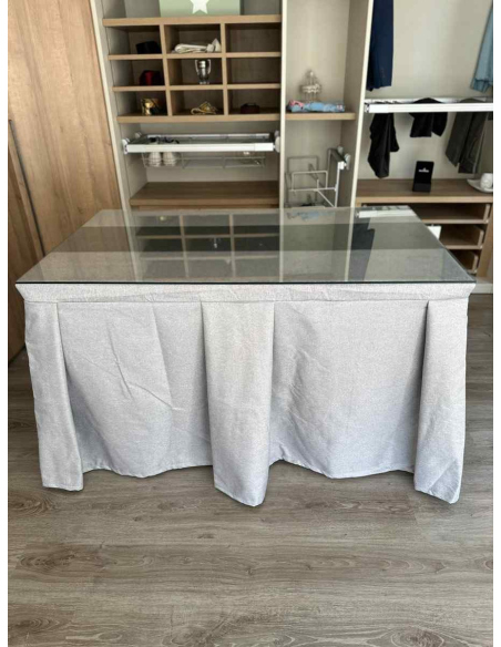 Ropa de Mesa Camilla Moderna Antimanchas color Gris Plata con Camino Marengo