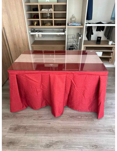 Ropa de Mesa Camilla Moderna Antimanchas color Rojo con Camino Rosa