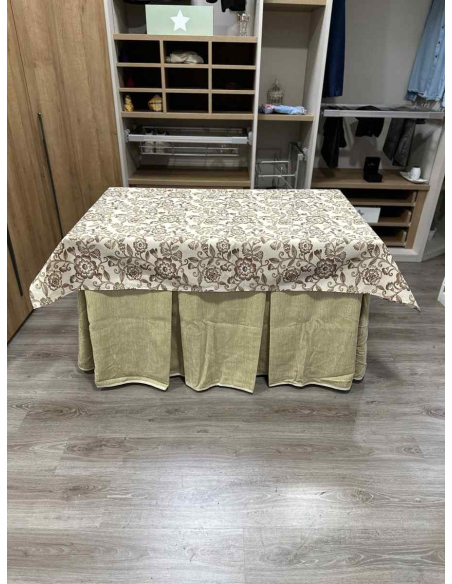 Conjunto Doble Grueso 10 Pliegues Beige con Tapete Planta